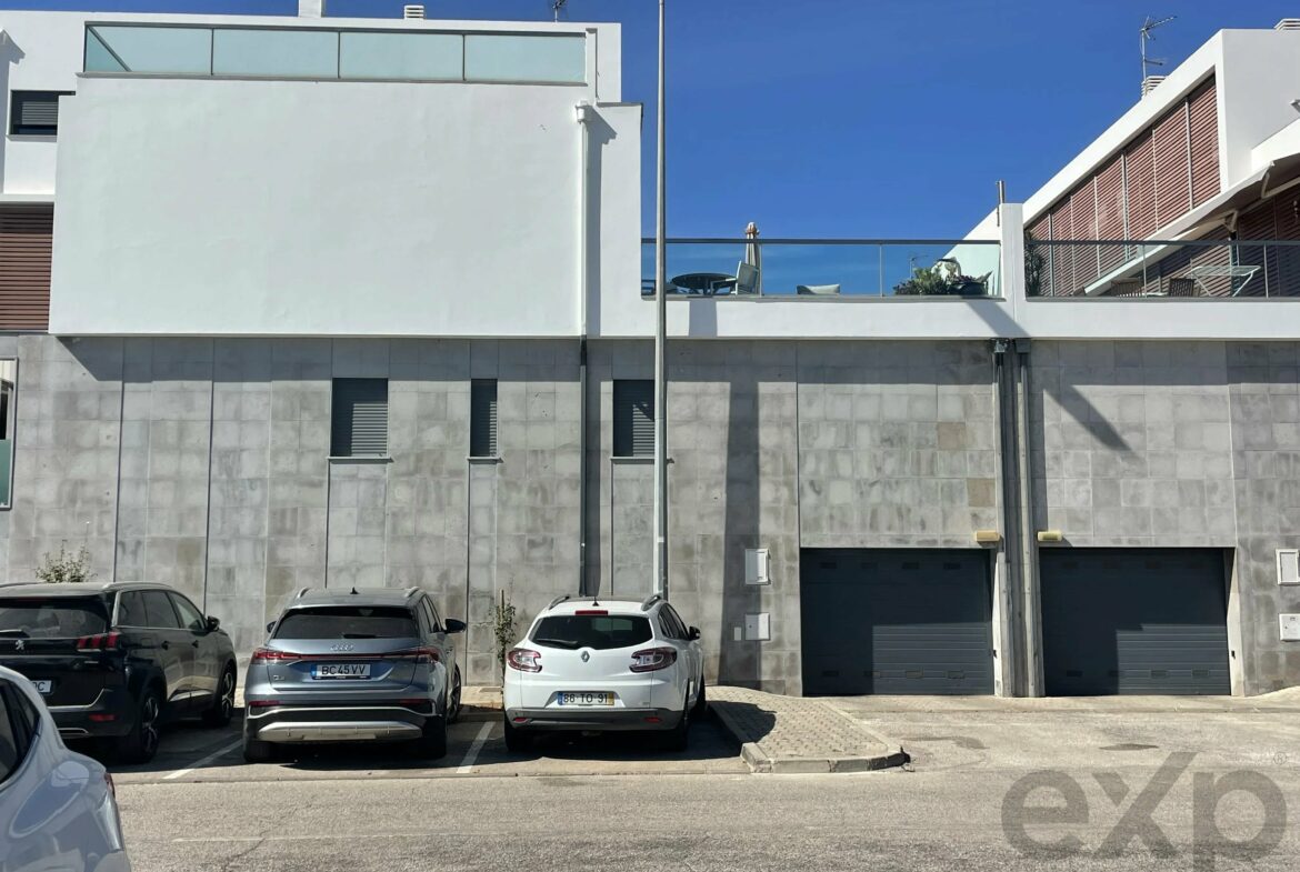 Contemporary 4-Bedroom Duplex with Terraces and Sea Views | Quinta da Foz, Tavira, photo 34
