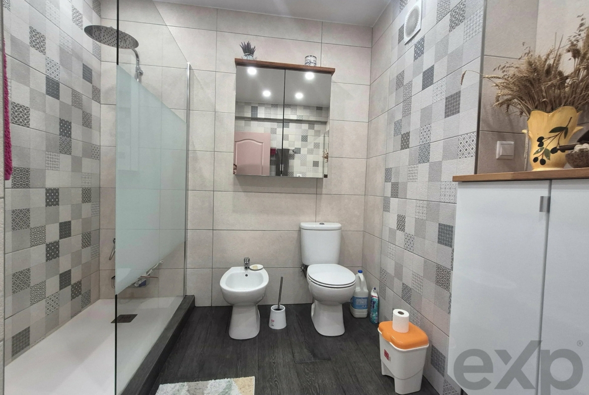 Fully renovated and furnished one-bedroom apartment in Alvor, photo 17