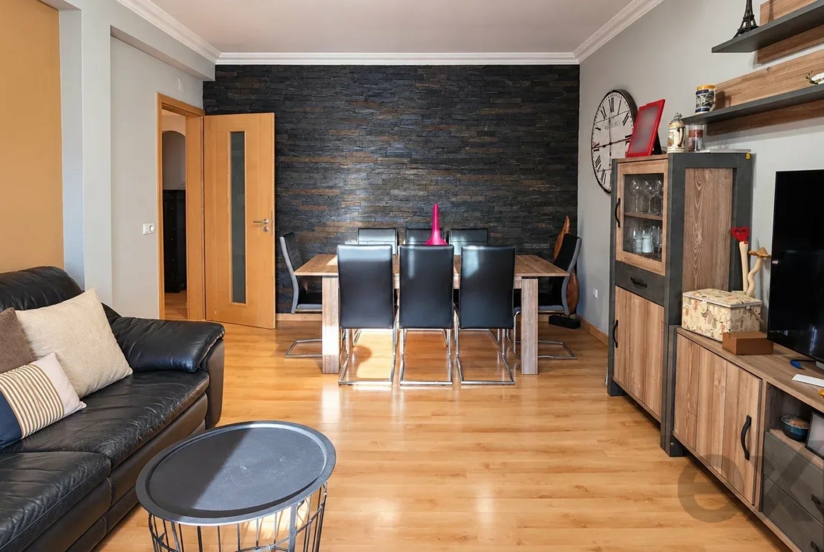 Bright three-bedroom apartment with two bathrooms in a central location, photo 10