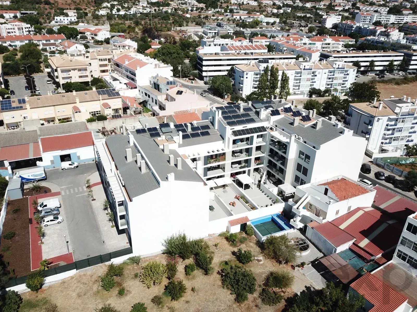 Semi-New 2-Bedroom Apartment in São Brás de Alportel - Faro - Algarve