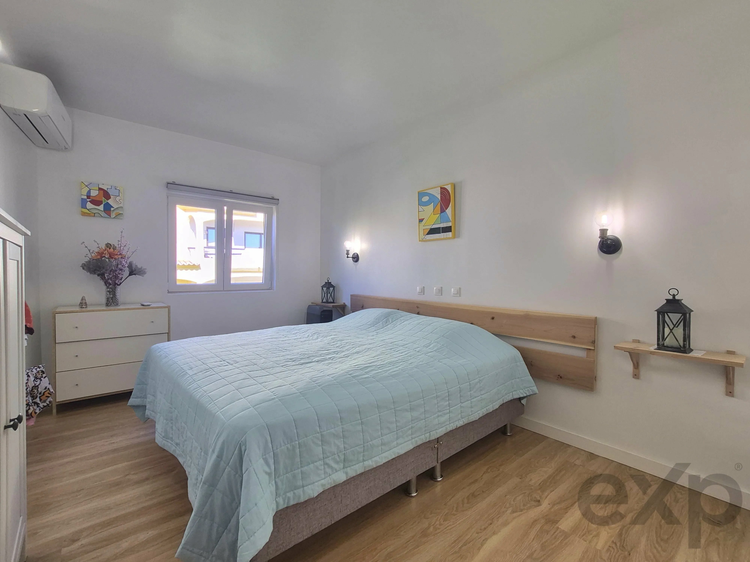 Fully renovated and furnished one-bedroom apartment in Alvor