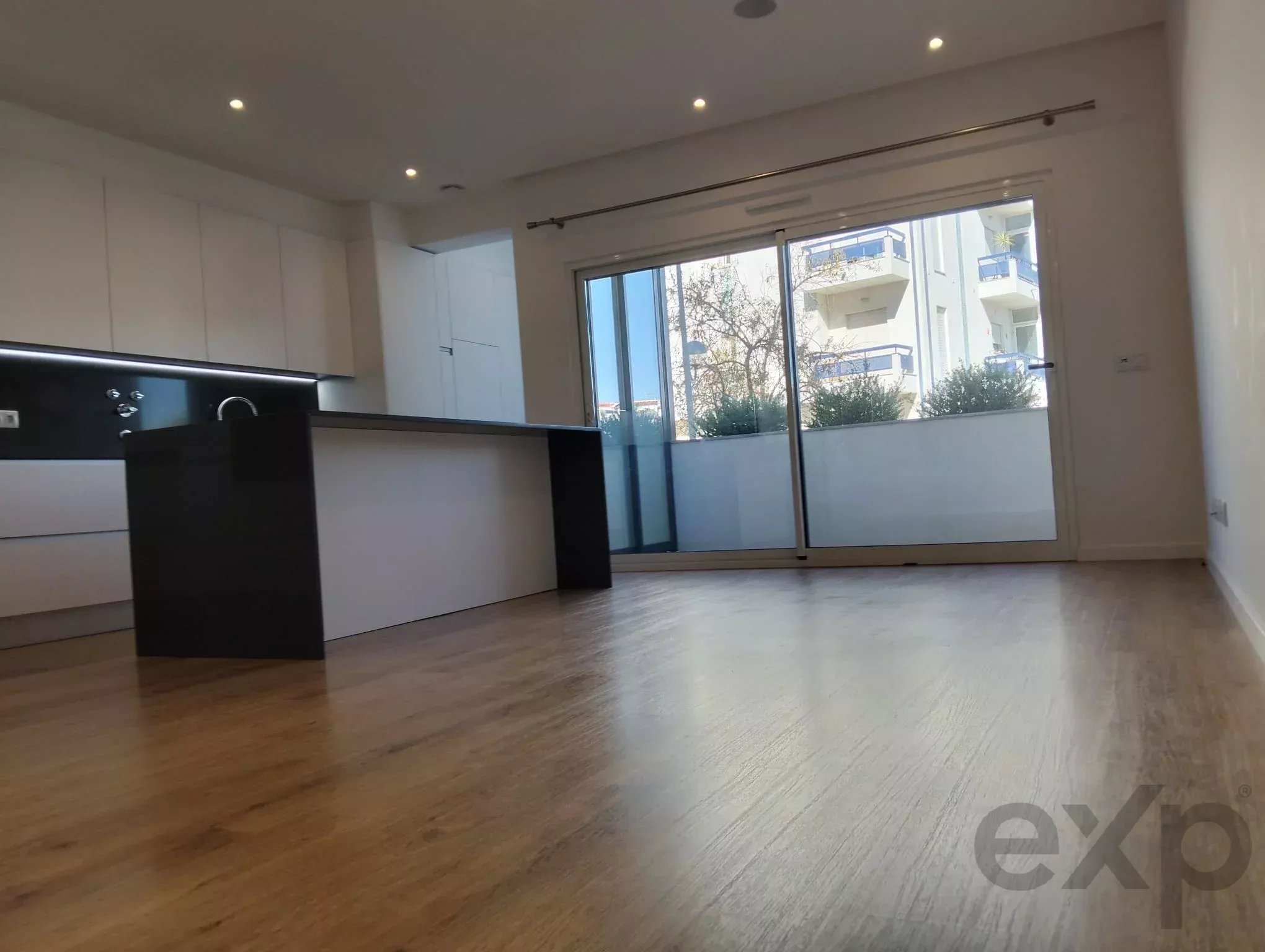 Semi-New 2-Bedroom Apartment in São Brás de Alportel - Faro - Algarve
