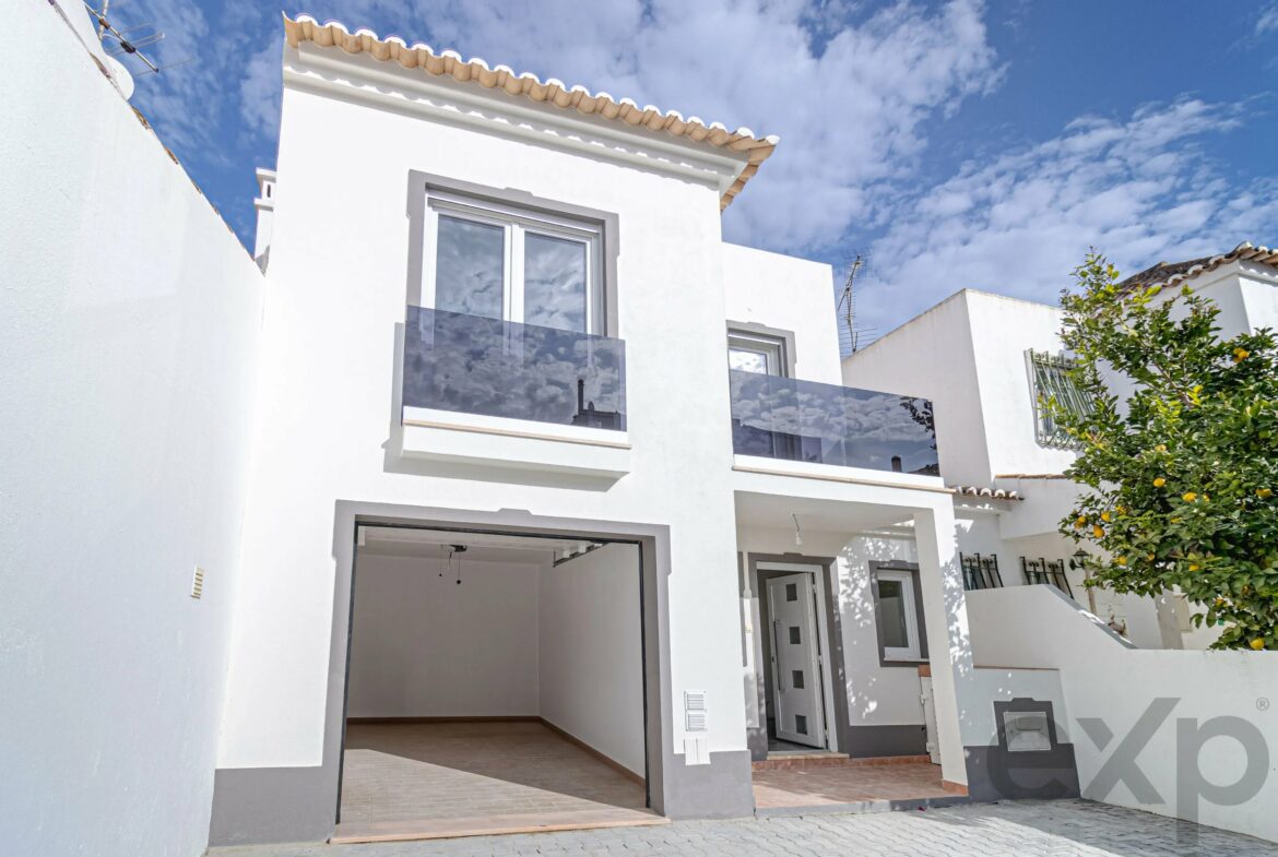 Modern 3-Bedroom Twin Villa in Tavira, photo 5