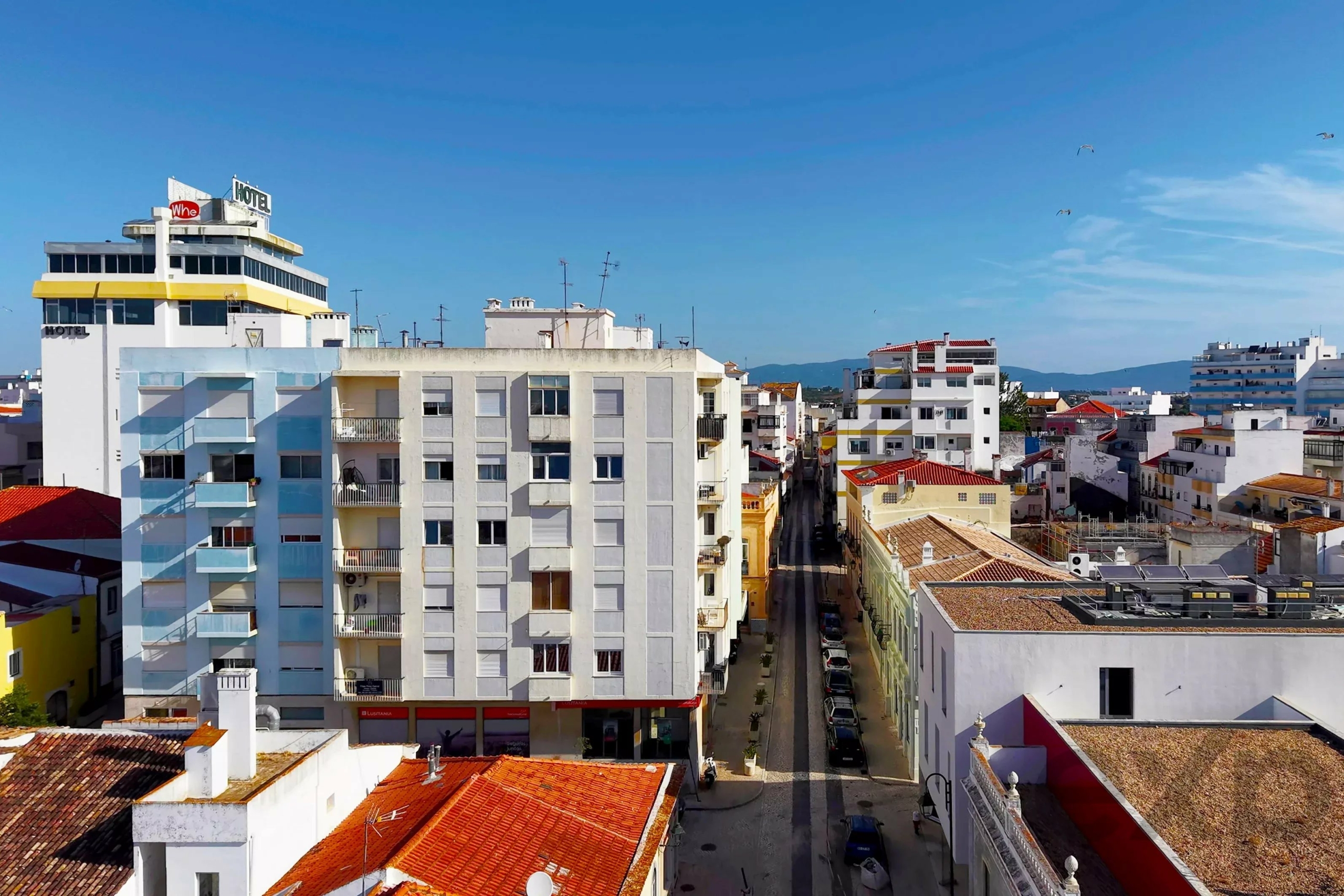 Apartment T3, Panoramic River View.