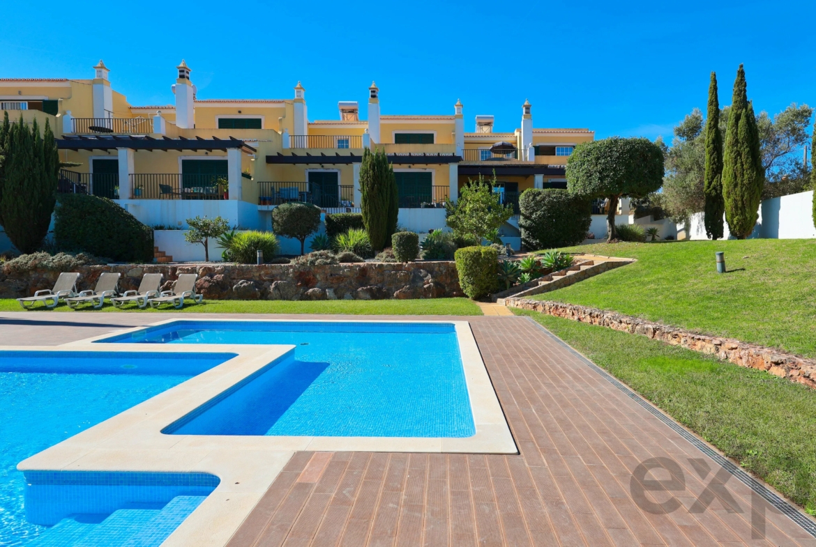 Elegant 3-bedroom semi-detached house with terraces. double garage and swimming pool - 300m from the new golf course and 1 km from the beaches of Ferragudo., photo 67