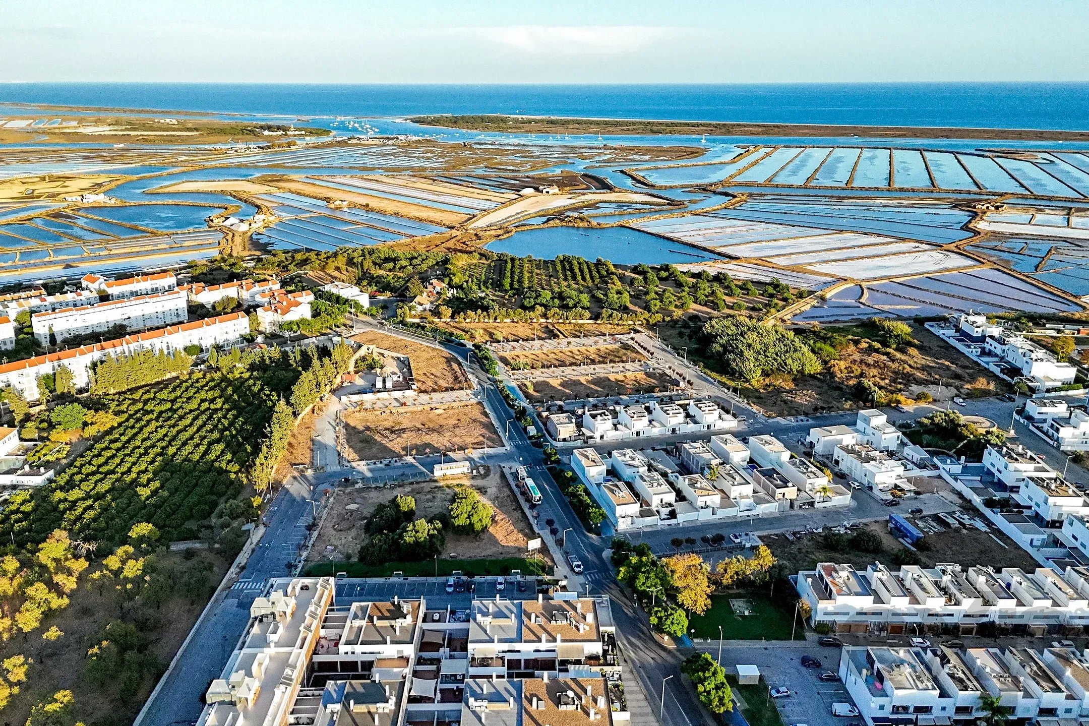 Contemporary 4-Bedroom Duplex with Terraces and Sea Views | Quinta da Foz, Tavira