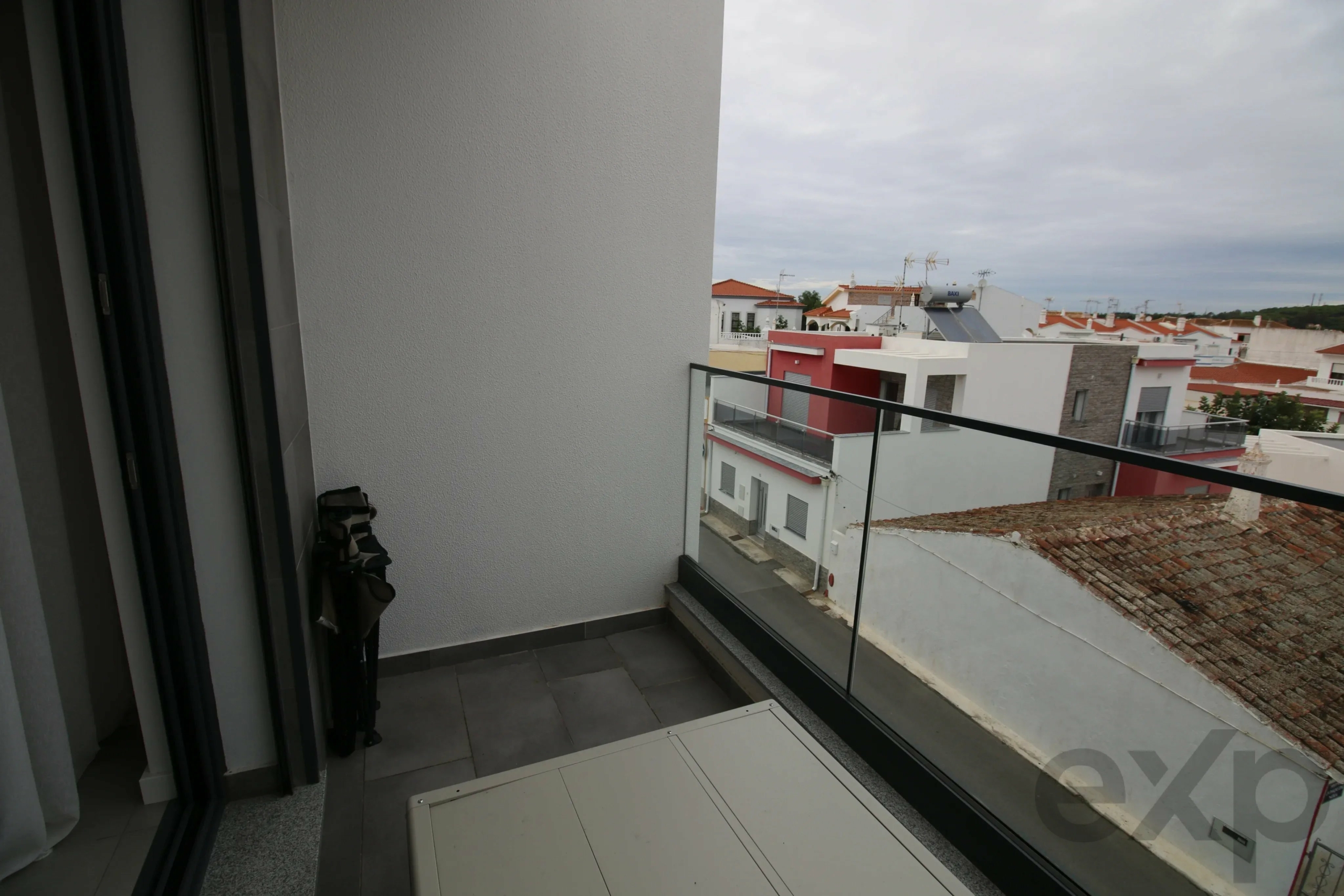 Apartamento de dois quartos para arrendar