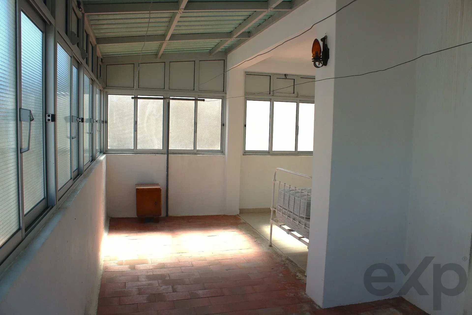 Two-Family House in Ferragudo - Charm, Space and Potential