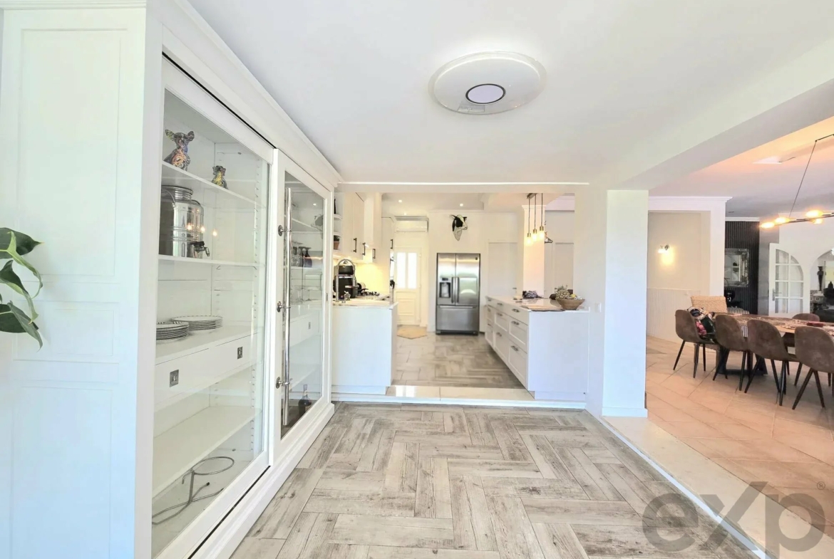 Three-bedroom villa with two-bedroom annexe, pool and countryside views in Carvoeiro, photo 28