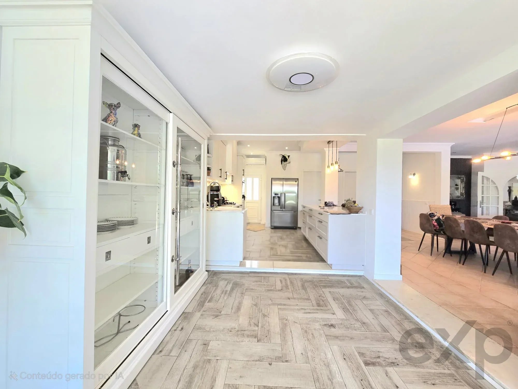 Three-bedroom villa with two-bedroom annexe, pool and countryside views in Carvoeiro
