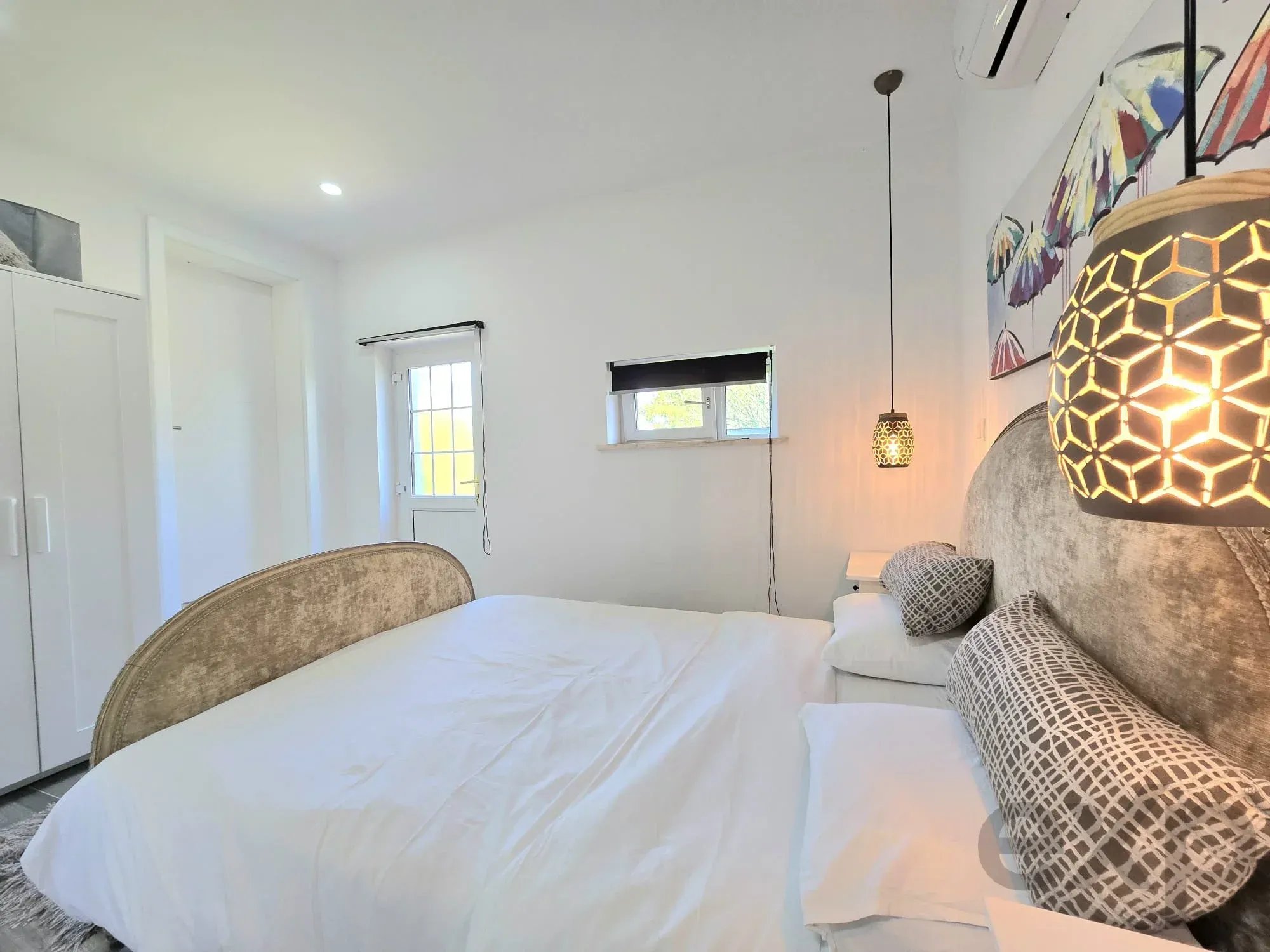Three-bedroom villa with two-bedroom annexe, pool and countryside views in Carvoeiro
