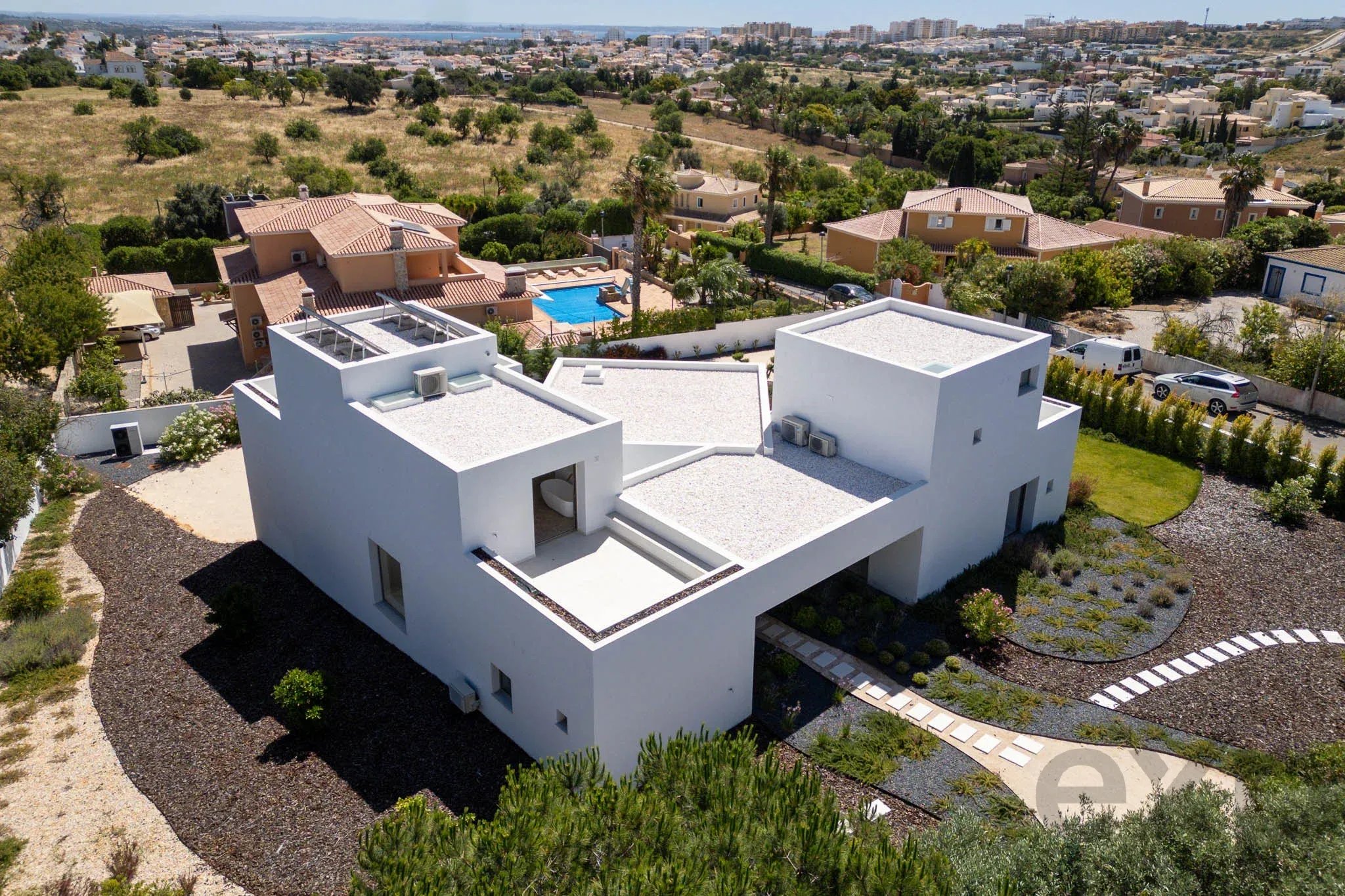 New 4-Bed Luxury Villa with Pool & Sauna, Lagos