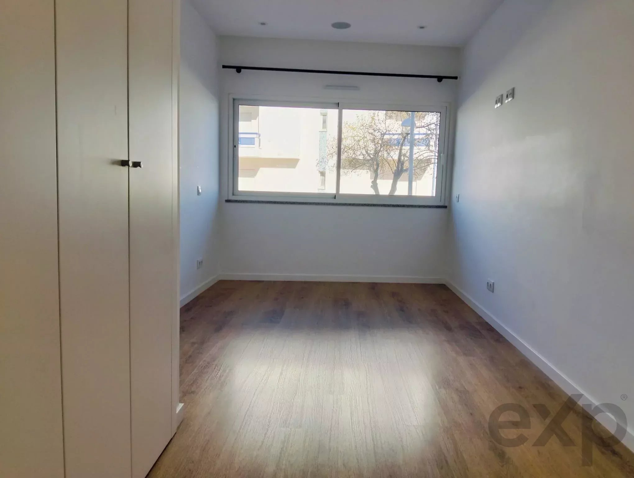 Semi-New 2-Bedroom Apartment in São Brás de Alportel - Faro - Algarve