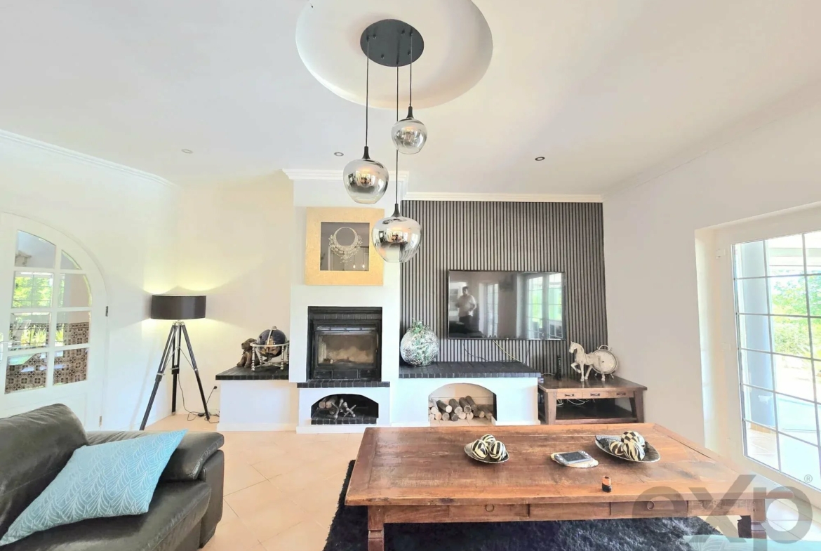 Three-bedroom villa with two-bedroom annexe, pool and countryside views in Carvoeiro, photo 37
