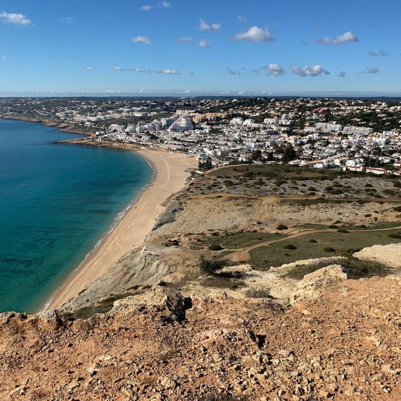 Off-Market Property in the Algarve: How Buyers Get Access to Pocket Listings (2026)