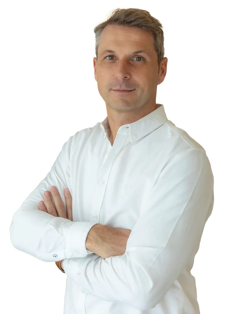 Steve Marqué, expat real estate agent in Lagos, Algarve